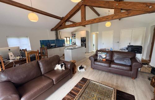 Peacock Barn - Photo 27