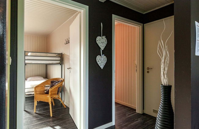 Boutique Chalet in Büllingen near Lake - Photo 4