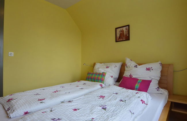 Apartment in Liege With Sauna & Hot Tub - Photo 8