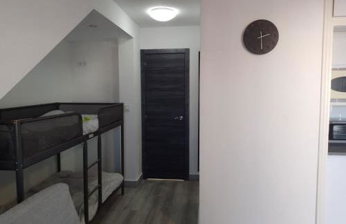 El Mirador, Villamartin, Refurbished,cot to hire, WIFI, pool, parking - Foto 9