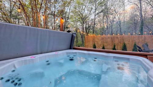 Near Downtown Helen - HotTub, Sauna, Game Room, Fire Pit - Foto 4