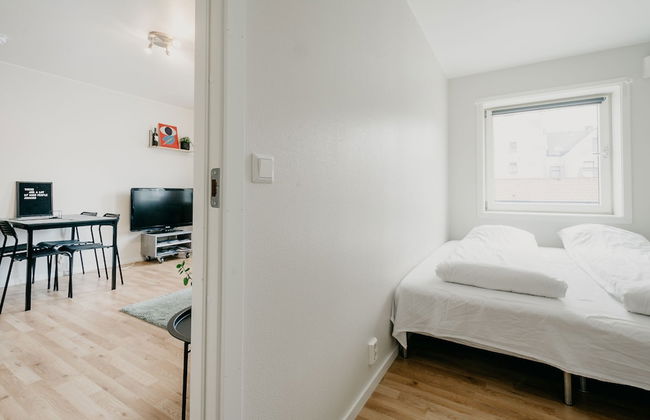 City Center Apartment - Photo 2