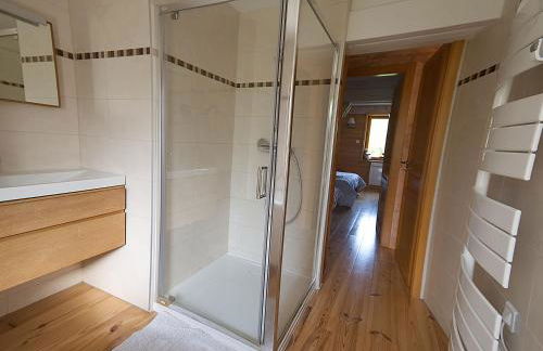 Chalet familial spacieux avec spa, sauna et salle de jeux - FR-1-589-750 - Foto 35