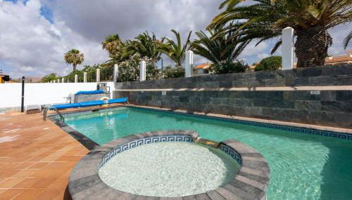 PRIMERA LUXURY HOUSE - Photo 2