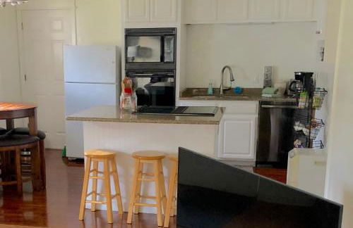 Nugget Place-Includes three separate two bedroom units near Mendenhall Glacier-DISCOUNTS ON TOURS! - Foto 31