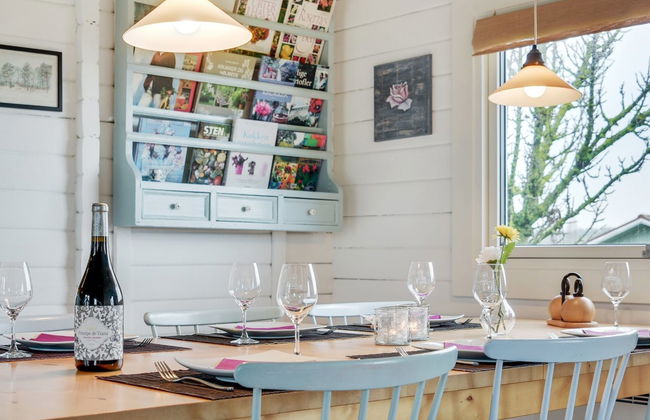 "Ylvie" - 150m from the sea - Foto 34