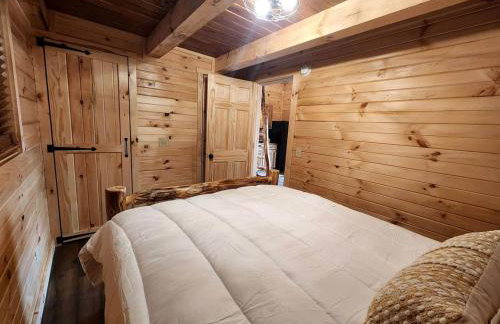 Lakeview Cabin by Tappan Lake, Perfect for Groups with Hot-Tub in Ohio - Foto 21