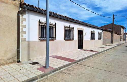 Charming House in Rada with Fenced Garden - Foto 80