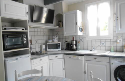 ILE DE RE, LA DANAE, VELOS, WIFI, CUISINE, LINGE, PARKING gratuit - Foto 13