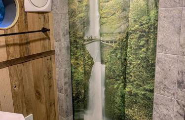 Unique Hobbit House Accommodation with a Private Hot Tub in Shenandoah, Virginia - Foto 16