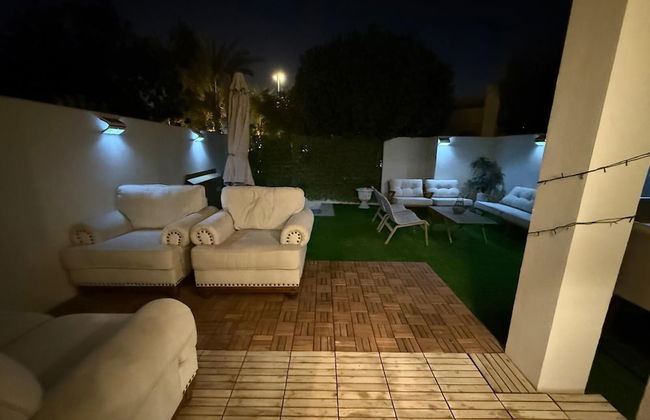 Elegant Stay in Ranches Villa - Photo 79