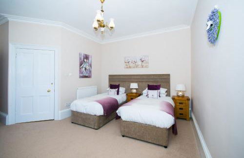 Balmeadowside Farmhouse with Hot Tub - Foto 25