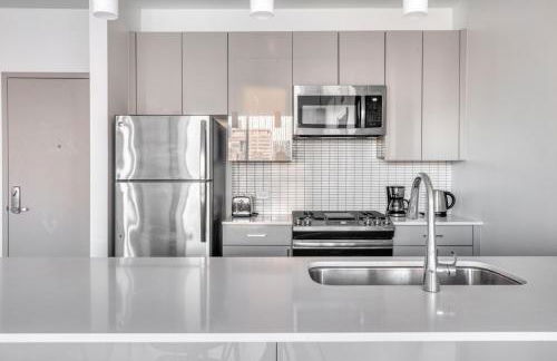 W Loop 2BR w Gym Pool in heart of Greektown CHI-561 - Foto 5