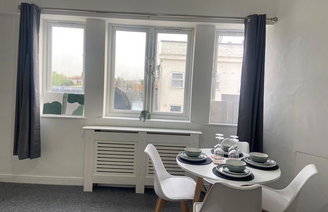 Stunning 2-bed Apartment in Twickenham - Foto 9