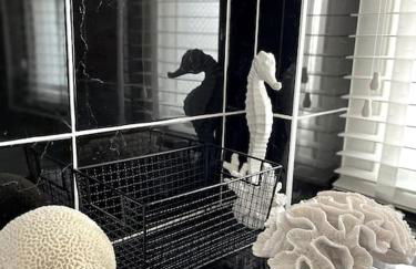 Contemporary 3-Bedroom Home with Stunning Views - Foto 37