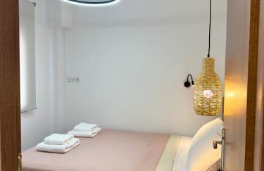 Hermes Luxury Apartment - Photo 23