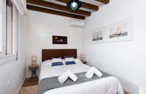 Queen Fabiola Villa, spacius home with private Pool in east Malaga - Photo 34