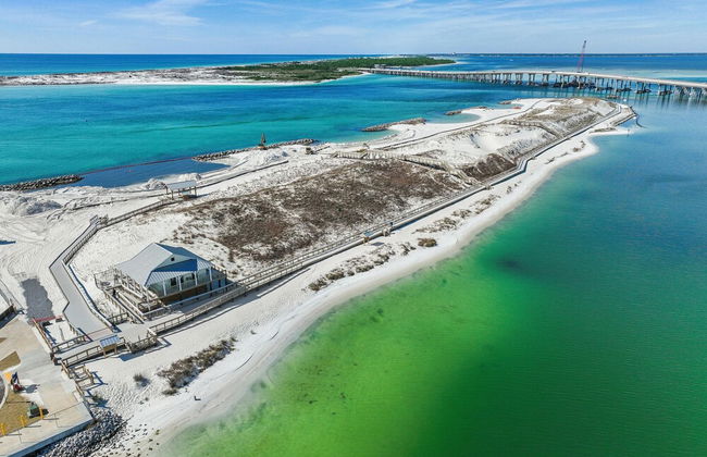 Pelican Beach Terrace 807 - Photo 1