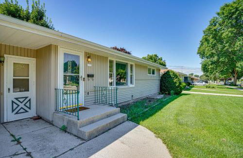 Large Backyard, Walk to Hospital Sheboygan Abode! - Photo 23