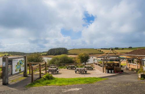 Rosecraddoc Lodge 23 - Photo 23