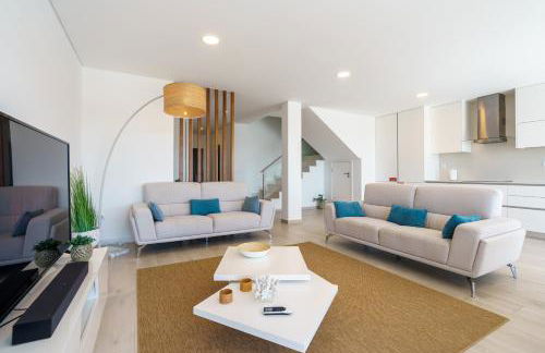 Bela Vista with sea view, jacuzzi and private pool - Photo 3