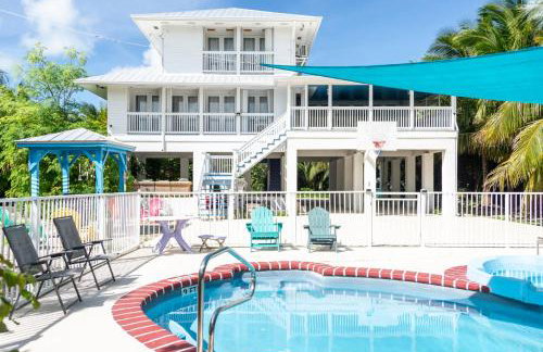Beachfront • Heated Pool • Hot Tub • Oceanview - Foto 1