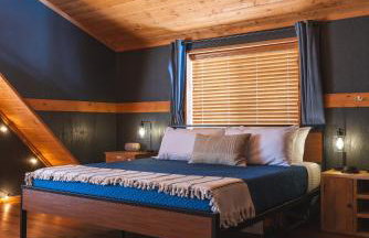 Stylish Cozy Cabin Retreat in Munds Park - Foto 18