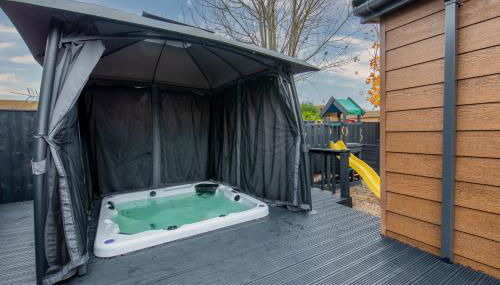 York Family Luxury Cabin with hot tub - Foto 5