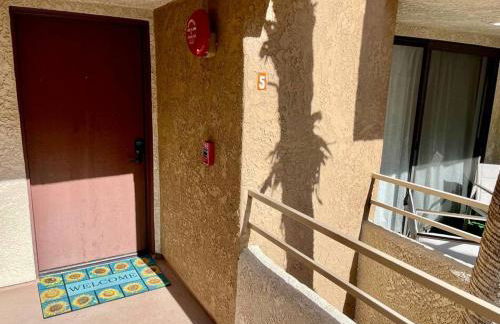 MCM Condo Downtown Palm Springs - Foto 8