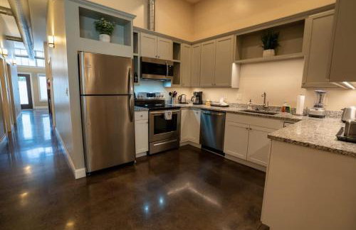 Downtown Urban Retreat 6 Beds Perfect for Groups - Foto 26