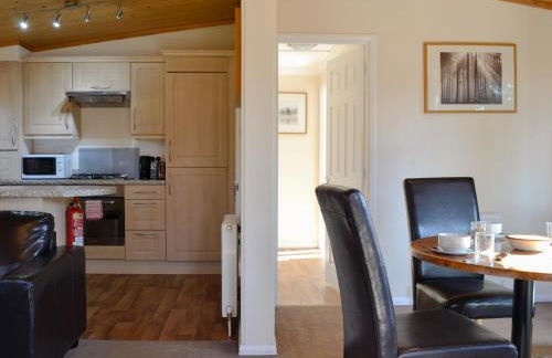 Lodge F- Uk33092 - Photo 4