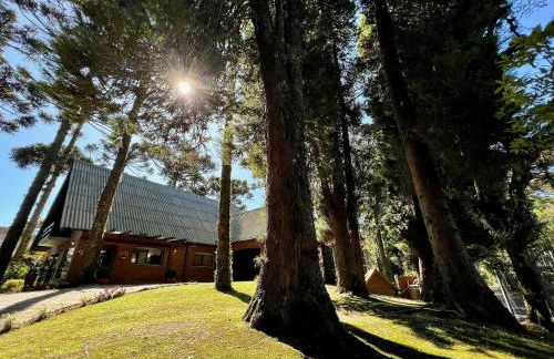 Casa Allegro 3dorm prox Lago Negro by AcheiGramado - Photo 2