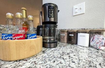 FIFA, Universal Kids, PGA, Pets, Remote Work - Foto 6