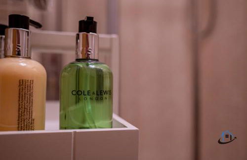 The Old Plough, mix of 1 bed and 3 bed units, rustic charm, super king bed or twins, en-suite, secure parking - Foto 26