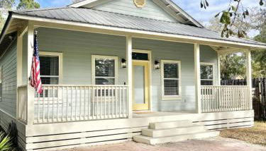 Serenity Cottage , Fenced Yard, Hot Tub, Firepit, Near Bay, Santa Rosa Beach - Photo 4