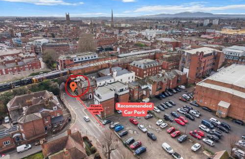 6 BR 4 Bath Central Worcester Sleeps 12 - Foto 53