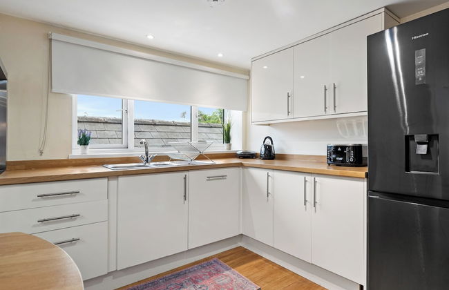 Charming 3-bed Apartment in Haverfordwest - Foto 12