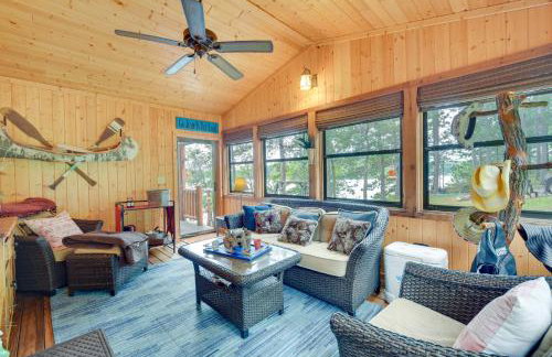 Pet-Friendly Waterfront Minong Cabin with Fire Pit - Foto 20