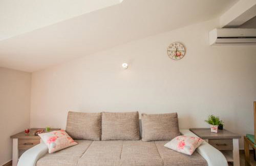 Apartment Zeljana - Photo 29