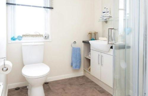 Tattershall Lakeside Lodge Indulgent wheelchair accessible 8 berth with Hot Tub - Foto 22