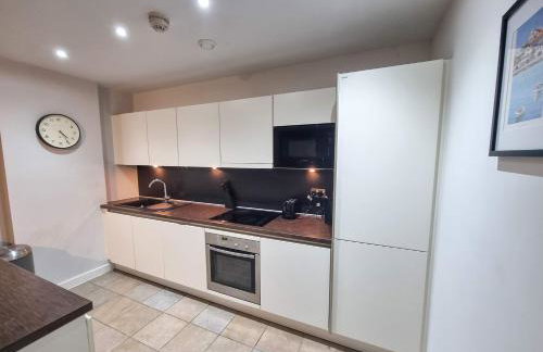 Canal Side Flat by City SuperHost - Foto 7