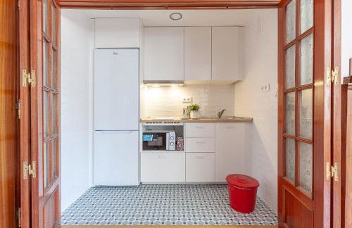 Apartamento luminoso y acogedor en Sevilla. A/C. - Foto 10