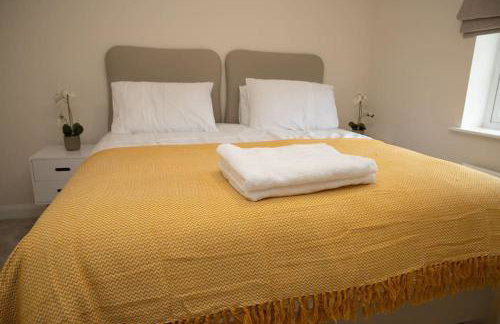 5 Swiftsure - Stunning 4 Bed Home, free parking - Foto 26