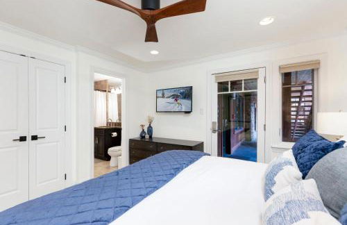 Updated 3BR, 3BA with Pool - Steps to Town - Foto 11