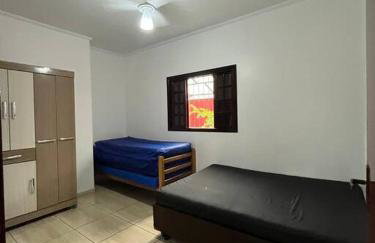 Sinuca, churrasqueira e fogueira a 300 metros do mar - Foto 26