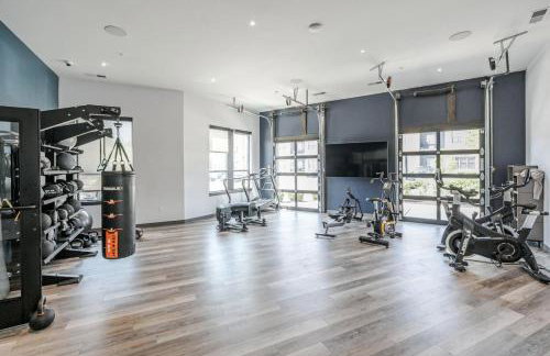 Affordable 2-Bedroom Fishers Pool View - Foto 8