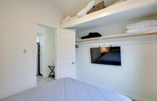 Private Pond and Dock! Cozy Cabin in Southern Oregon - Foto 13