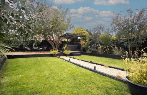 The Longsands Home- Coastal Retreat with Hot Tub - Foto 24