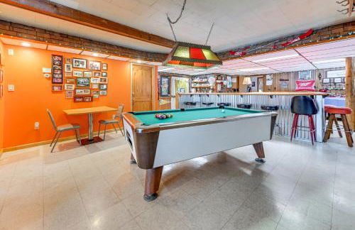Lakefront Suring Home with Pool Table and Views! - Foto 2