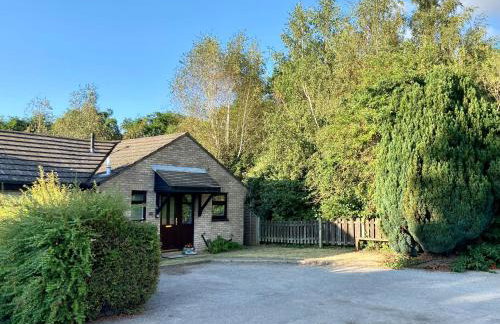 Cosy Bungalow Near Open Countryside - Foto 13